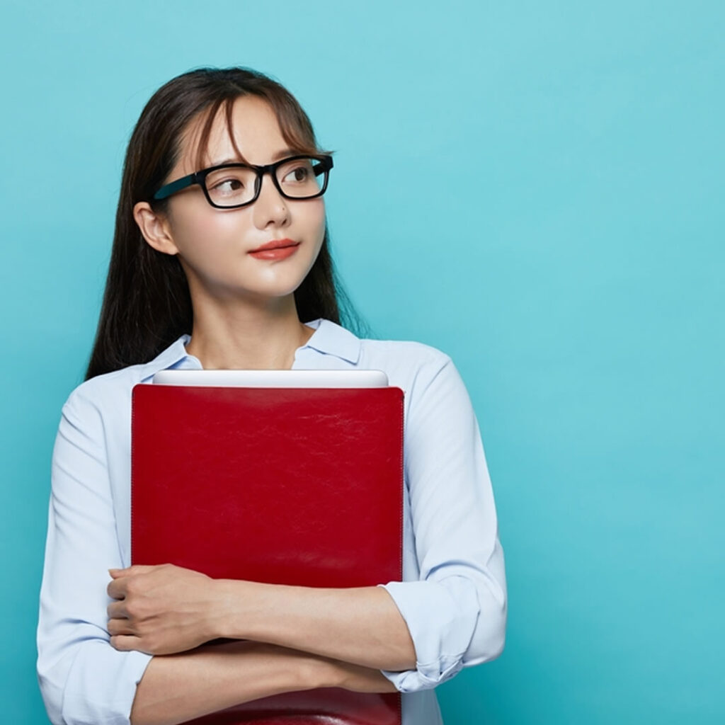 糸リフトのランキングを解説している看護師