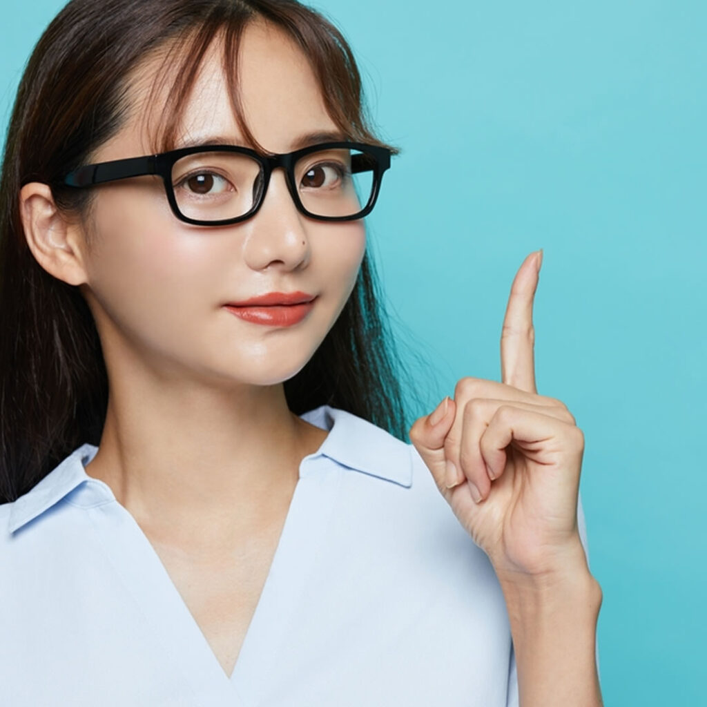 脂肪吸引のメリットを説明している看護師