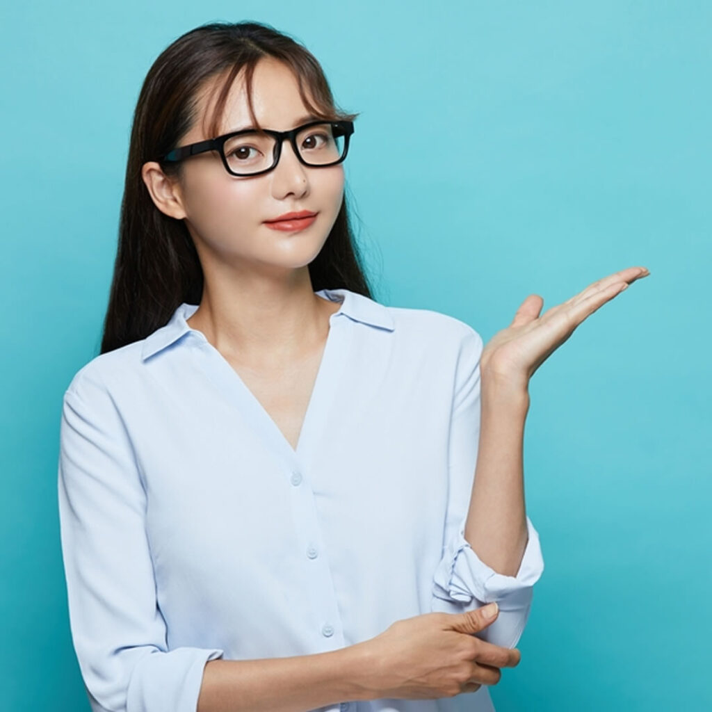 広島でクマ取りを安い×高品質で受けられるクリニックの特徴を案内している看護師